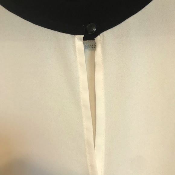 Charming Charlie beautiful black and white top - Picture 3 of 3